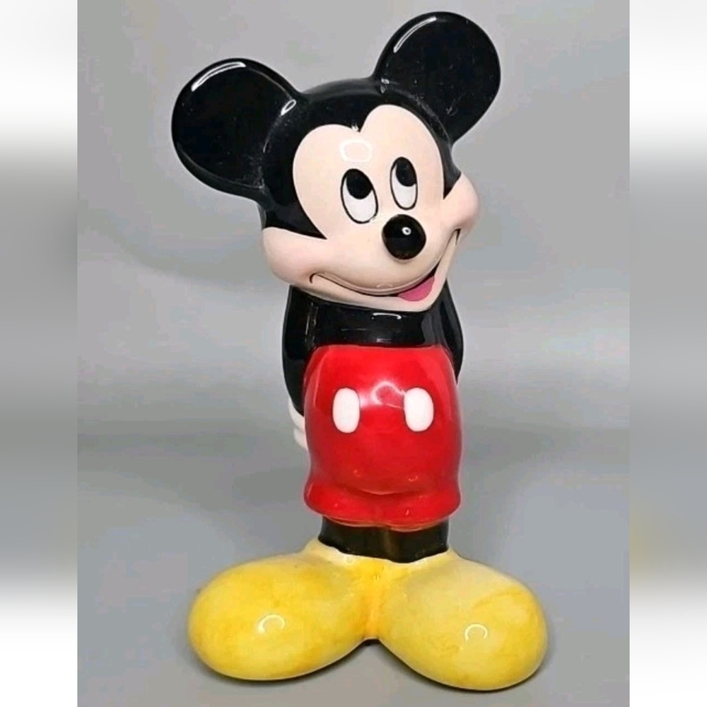Vintage Disney Mickey & Co Hands Behind Back 4" Ceramic Figurine Enesco Mouse